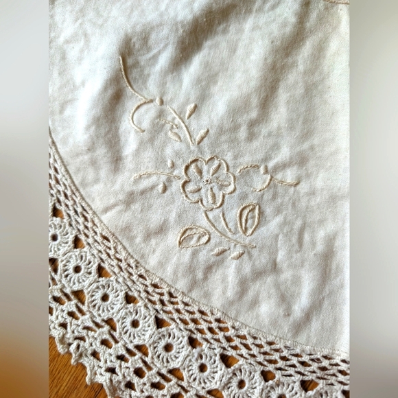 Vintage Lace Collars Set of 4 Cream - Picture 4 of 13